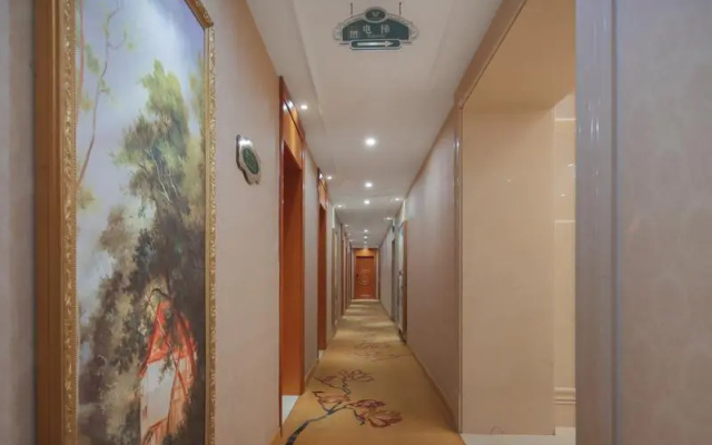 Vienna Hotel Shandong Zhangqiu Ancient City Baimaiquan