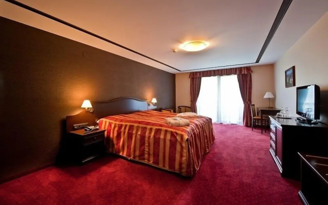 Hotel Zur Burg