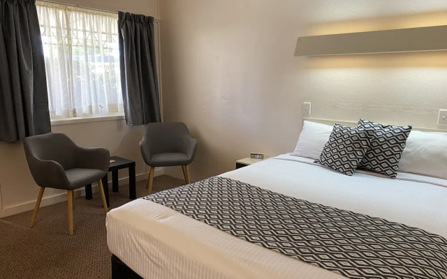 Econo Lodge Ben Hall Motor Inn