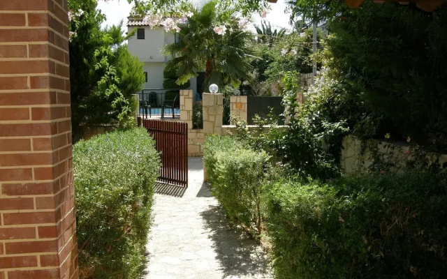 Inspired Villa Christina III with Private Pool and Garden.