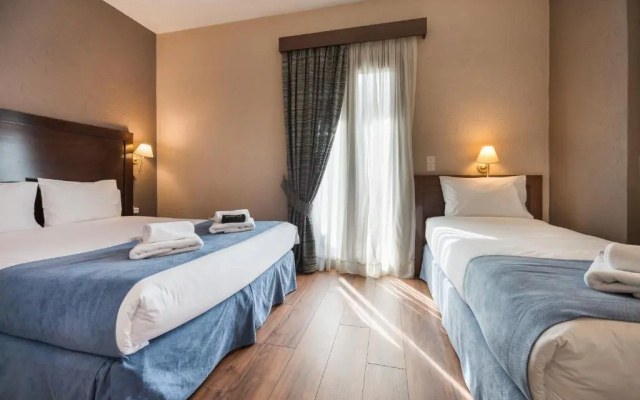 Arahova Inn Hotel