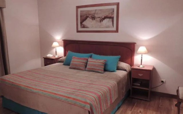 Hotel Cuprum