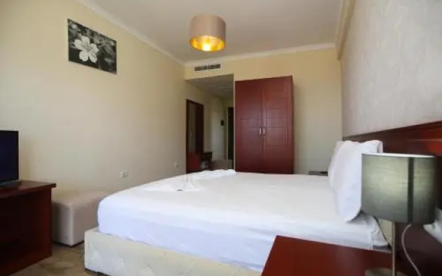 Hotel Summer Stars