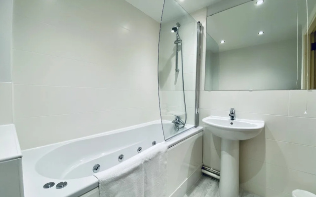 UR STAY Apartments Leicester