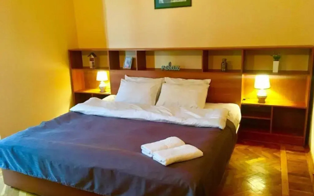 New Nefchilar avenue 9. 2 bedrooms.