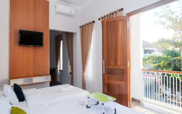Urbanview Syariah Loji Arum Stasiun Klaten by RedDoorz