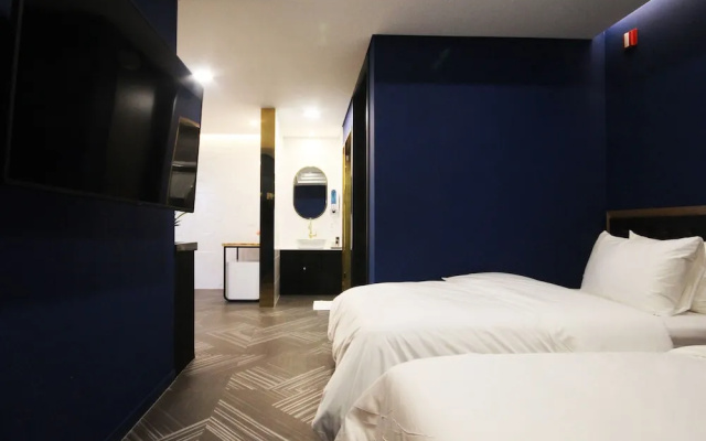 Amare Hotel