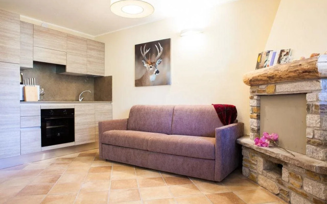 Baita Fiorita Halldis Apartments