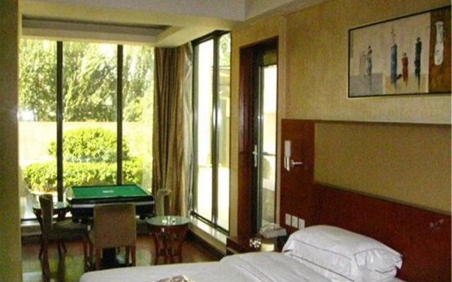 Taiyuan Golden Lake Business Hotel