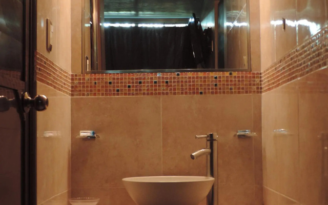 Hotel Juros