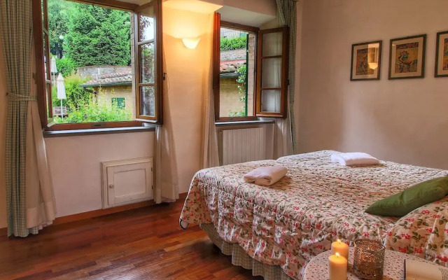 Holiday Home for 8 Guests