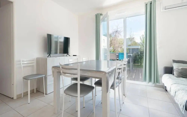Sunny Villa Near Valras Beach
