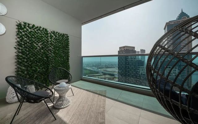 Beautiful Apt. Business Bay Floor 21