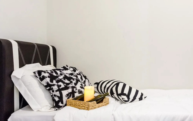 The Haven Lakeside Suites by Verve