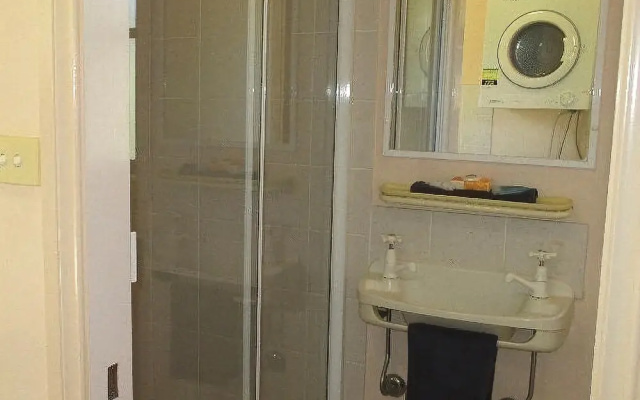 Waratah - 3 Bedroom Cottage