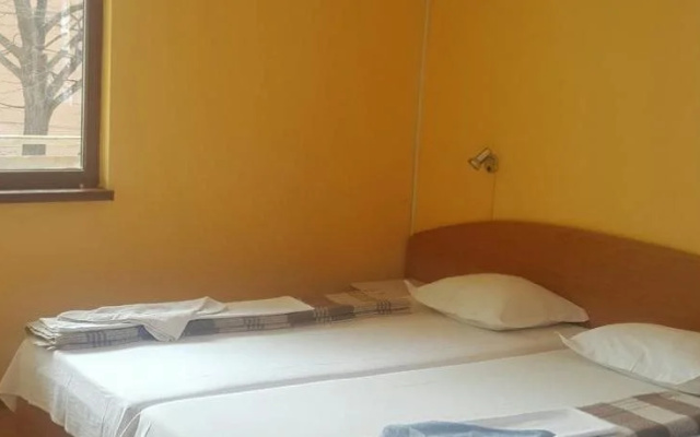 Nelly Guest House