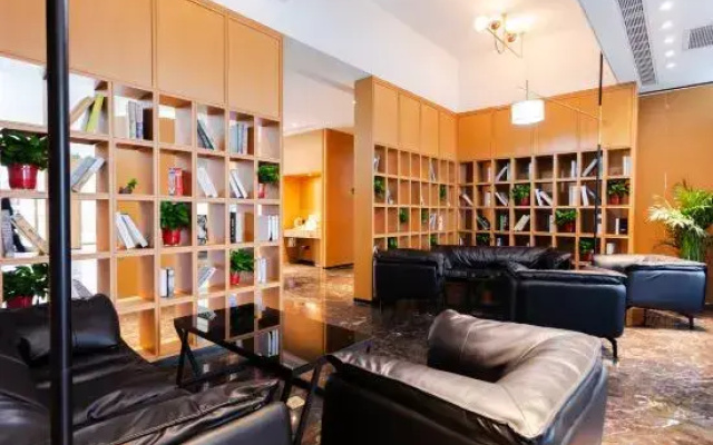 Chonpines Hotel(Tanghe Youlan Avenue Branch)
