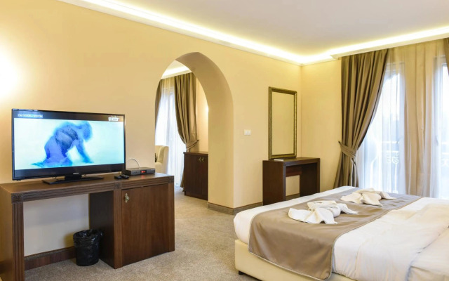 Sahara Hotel