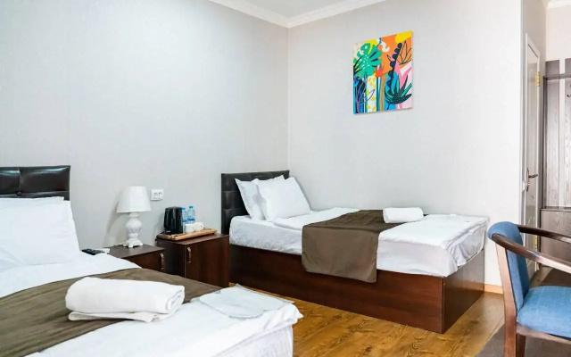 Gallery B&B Hotel (Галерея)