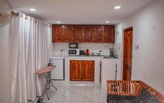 Darajani Apartment