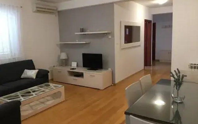 Apartment Mar