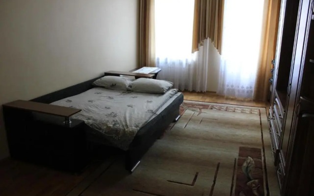 Apartment on Bernarda Meretyna