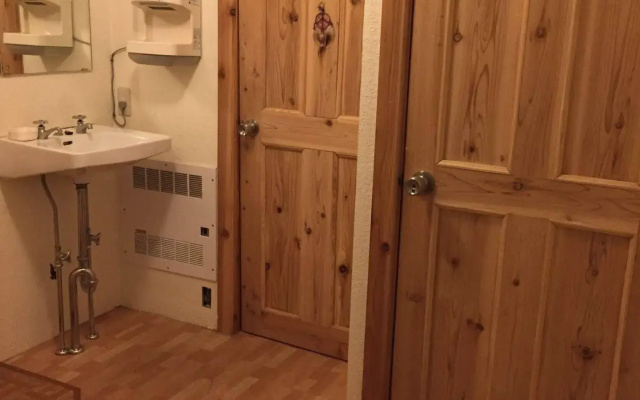 Alpine Lodge - Hostel