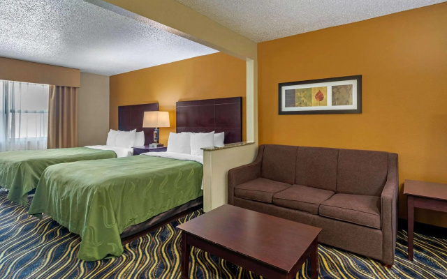 Quality Suites Addison - Dallas