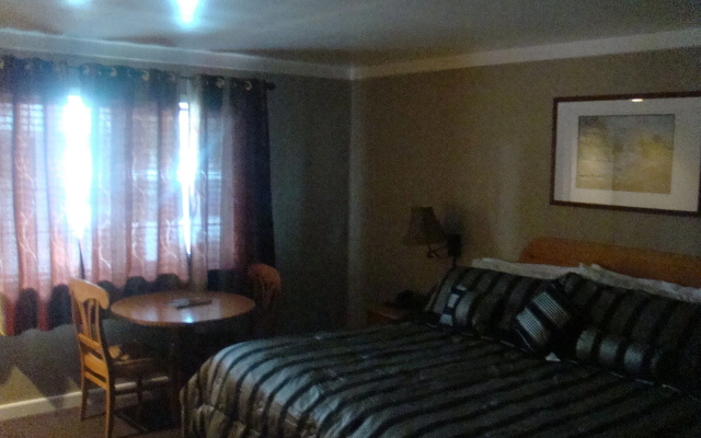 Cascade Lodge
