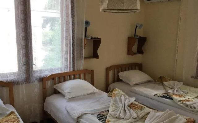 Hotel VALDI