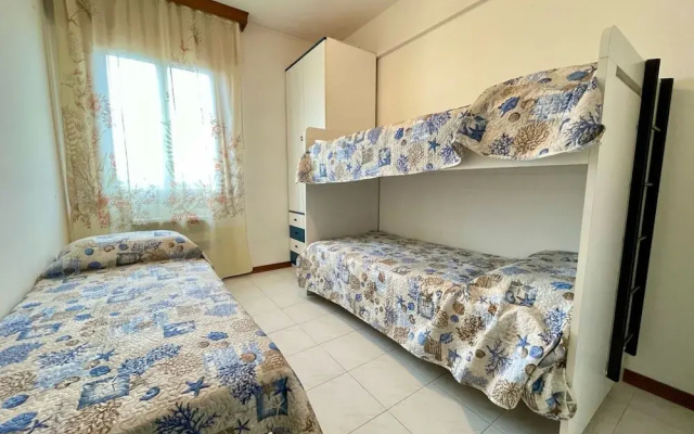 Bright Apartment Close to the Beach