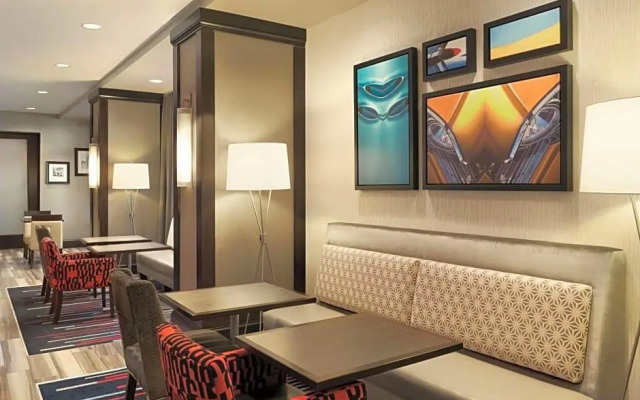 Hampton Inn Spring Hill