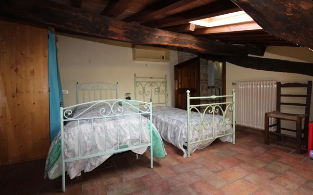 Apartment With 2 Bedrooms in Montepescali, With Wonderful City View -