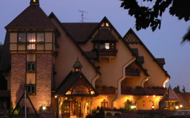 hotelImage