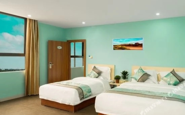 Wings Hotel (Haikou Meilan Airport)