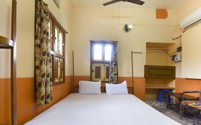 SPOT ON 48582 Monalisa Lodge