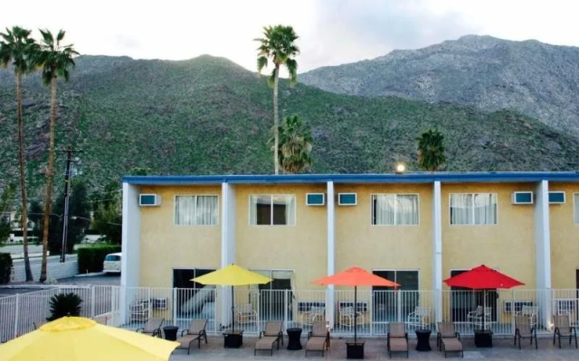 Travelodge Palm Springs