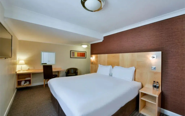 Strand Palace Hotel