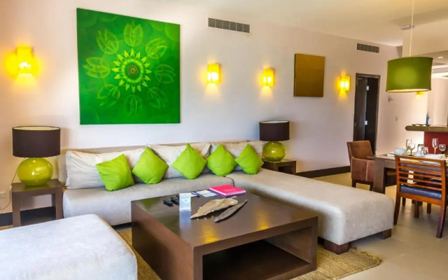 Aldea Thai 306