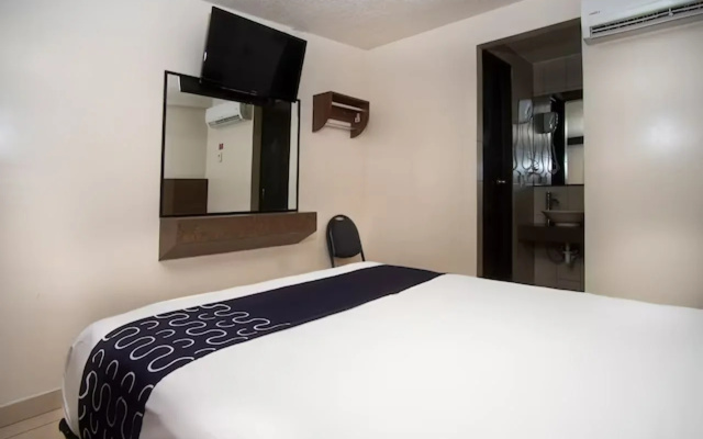 Hotel Rose Ensenada