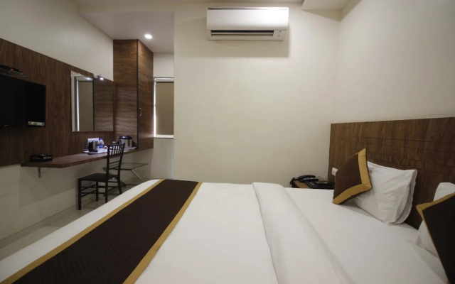 Hotel Limra Surat