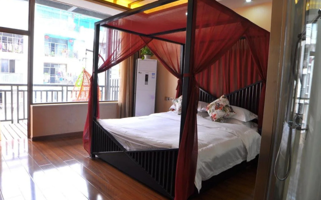 E Fashion Hotel