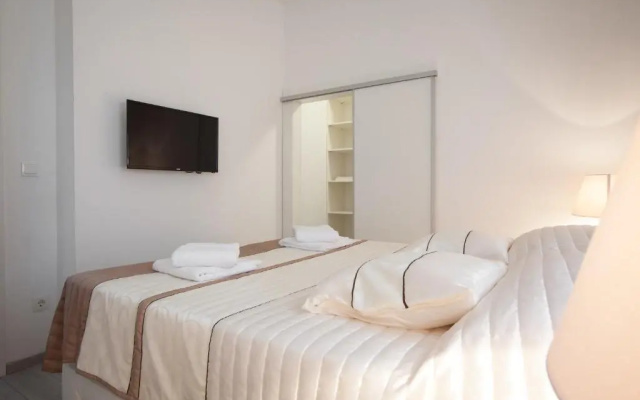 Modern Apartman Pjero