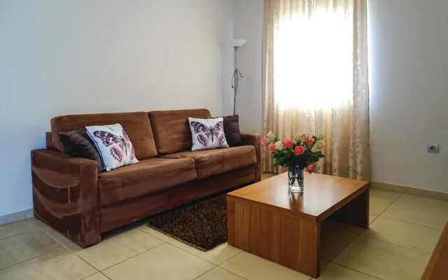 Nice Home in Lasko With Wifi and 2 Bedrooms