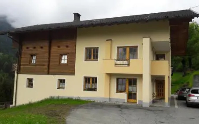 Ferienwohnung "Lesachtal"
