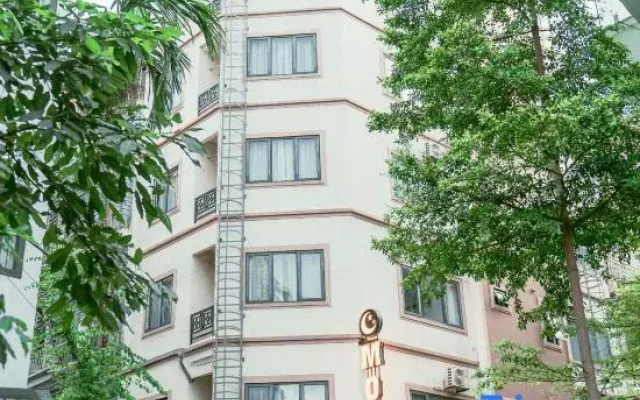Moon Hotel 3 Pham Tuan Tai