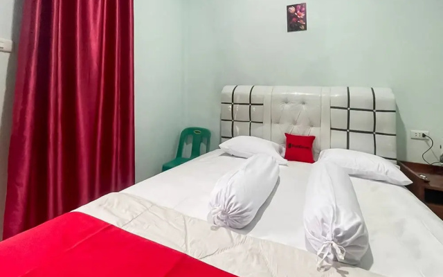 RedDoorz Near Kantor Bupati Tapanuli Tengah Aek Tolang