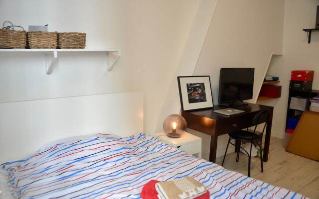 Отель Central Strasbourg Saint Denis Flat комната для гостей