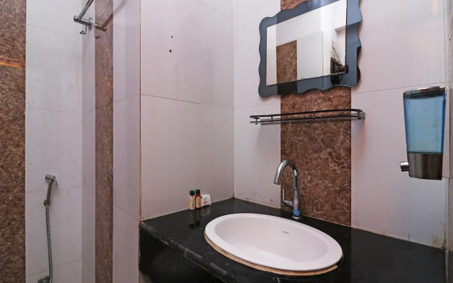 OYO 30673 K R K Residency