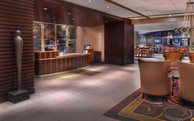 Sheraton Westport Plaza Hotel St. Louis